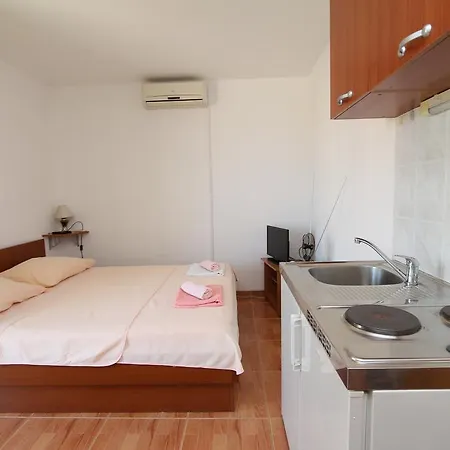 Antoneta Apartment *